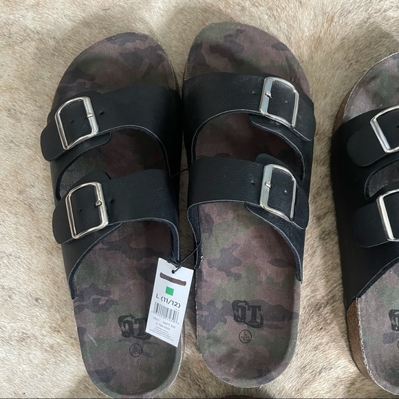 Men’s Adjustable Black Sandals - Picture 3 of 3